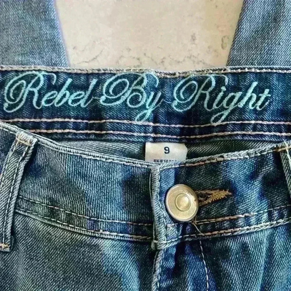 Rebel By Right Jeans - Picture 7 of 8